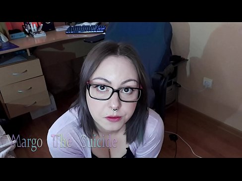 ❤️ Sexy jente med briller suger dildo dypt på kamera ️❌ Porno hos oss no.porngameshub.ru ﹏