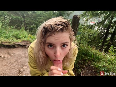 ❤️ Jente svelger cum etter en offentlig blowjob - Eva Elfi ️❌ Porno hos oss no.porngameshub.ru ﹏