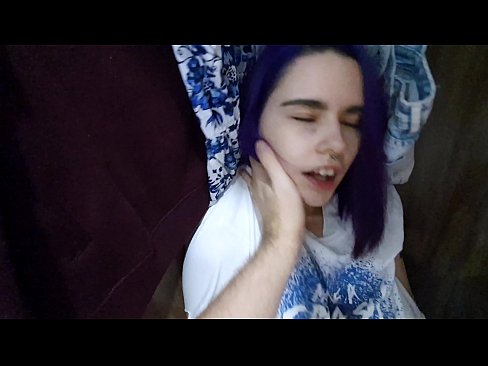 ❤️ Fant min søster i skapet og hjalp henne med å komme ️❌ Porno hos oss no.porngameshub.ru ﹏